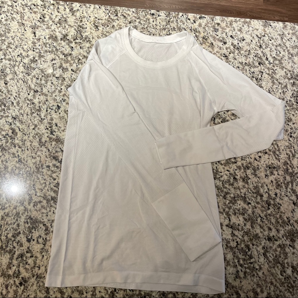 🤍 lululemon workout top 🤍